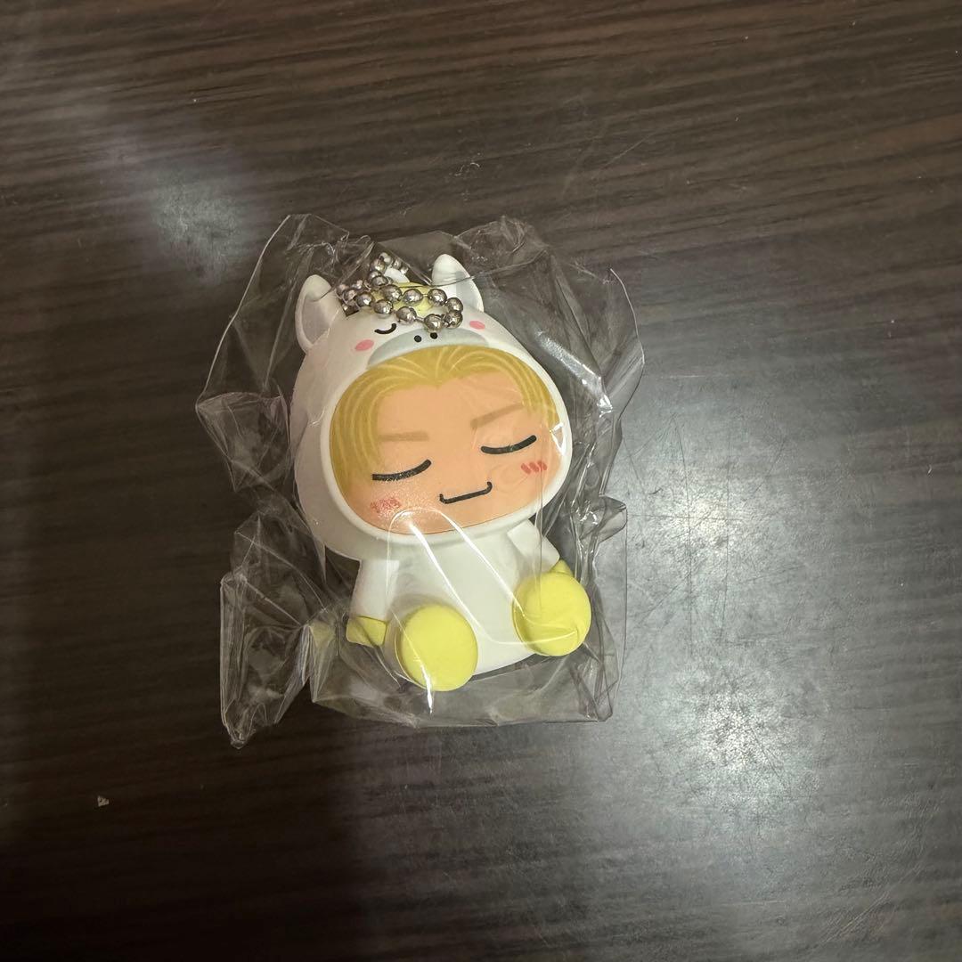 WOLF HOWL HARMONY シクレ HIROTO 着ぐるみキーホルダー - メルカリ