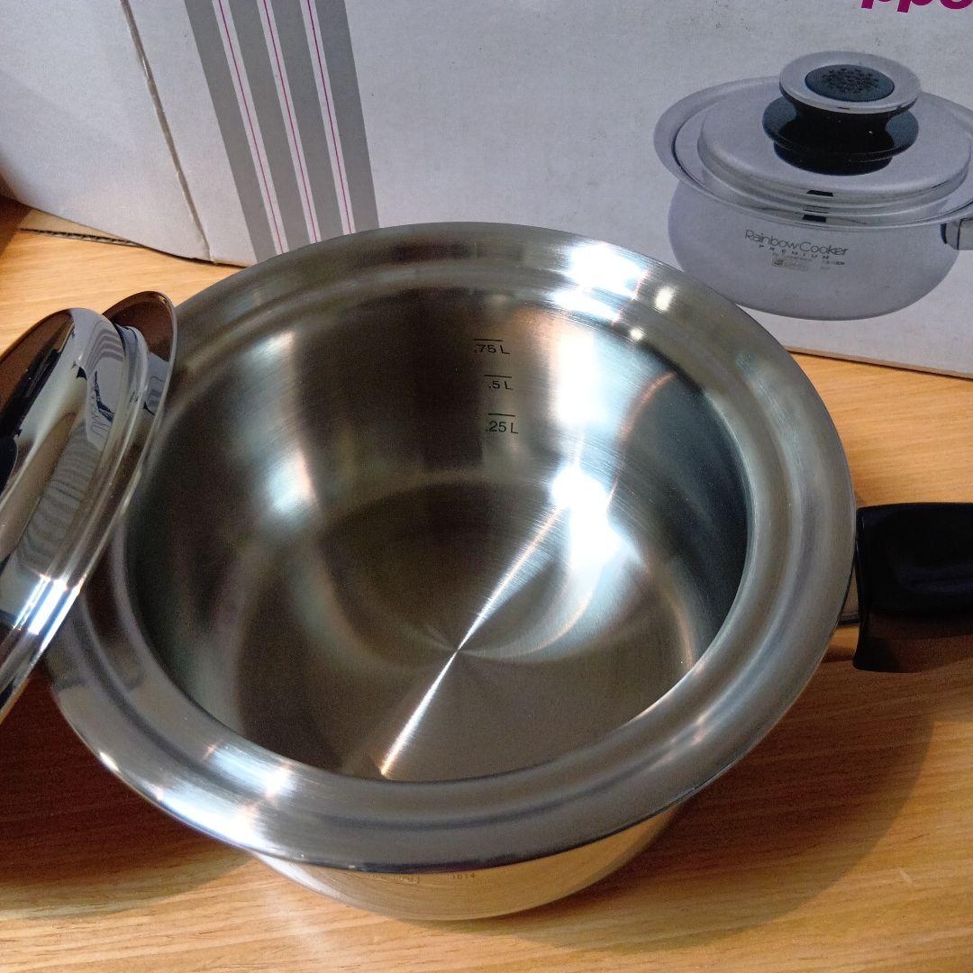 ☆新品未使用☆タッパーウェア レインボークッカー プレミアム 13cm