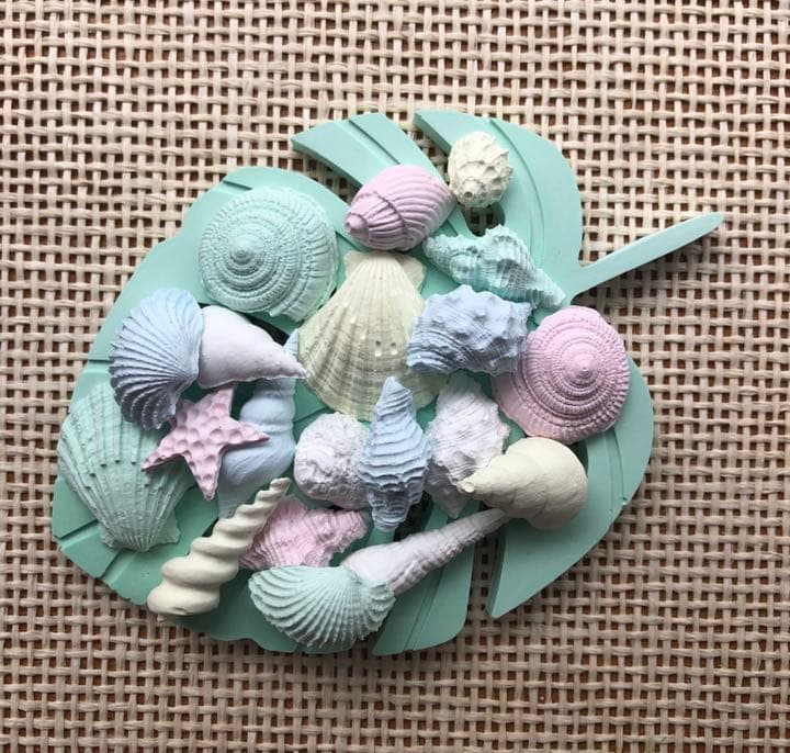 BIGモンステラ　アロマストーン  1つのお値段です