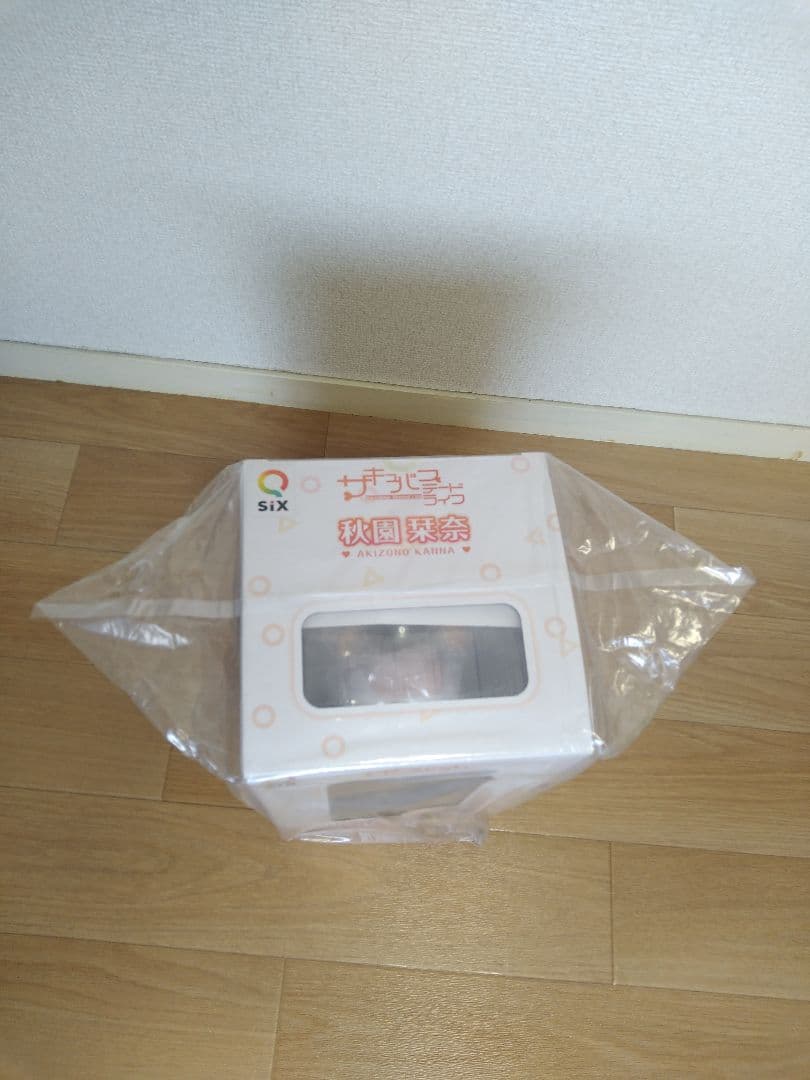 Qsix 秋園栞菜 新品 未開封