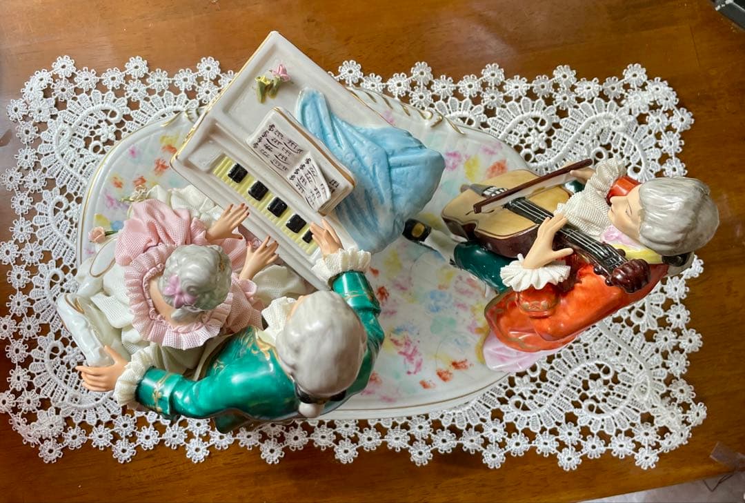 大型ドレスデン レースドール　30㎝