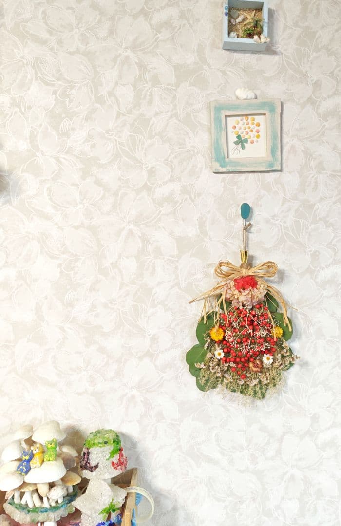 ススキと南天の実、ユーカリの スワッグ ドライフラワー　クリスマス　お正月