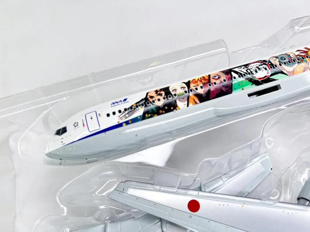 ANA × 鬼滅の刃｜鬼域の刃じぇっと壱｜BOEING 767-300ER - メルカリ