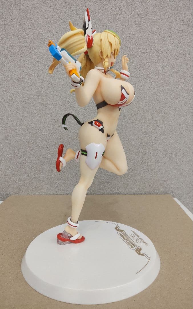 陽光のジェネ サマーバケーション ソル・インターナショナル フィギュア