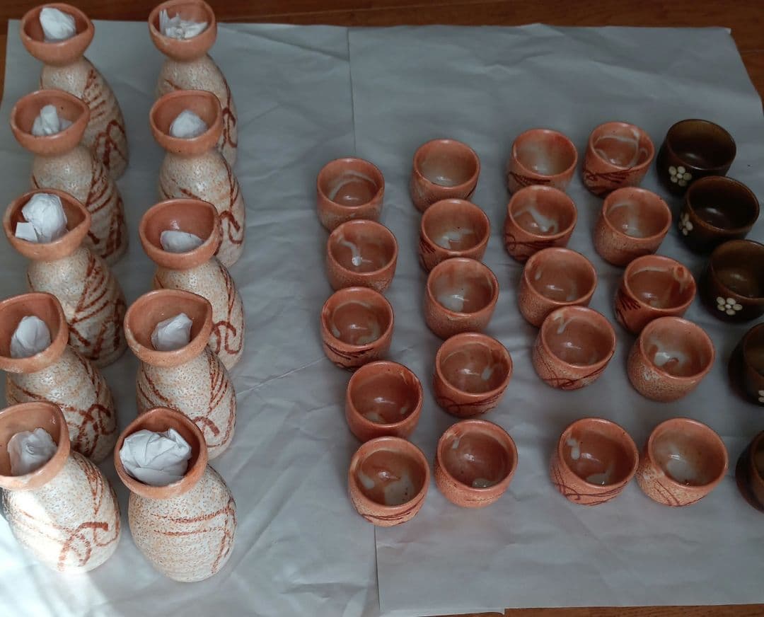 とつくり10本　　おちょこ25個