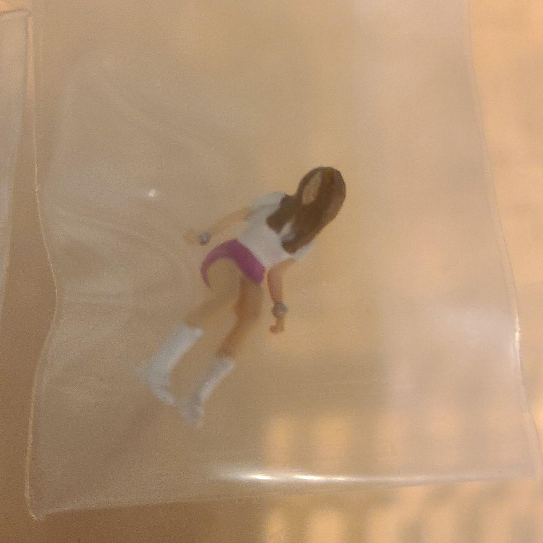 フィギュア / 男女4体 セット / 1/64 サイズ