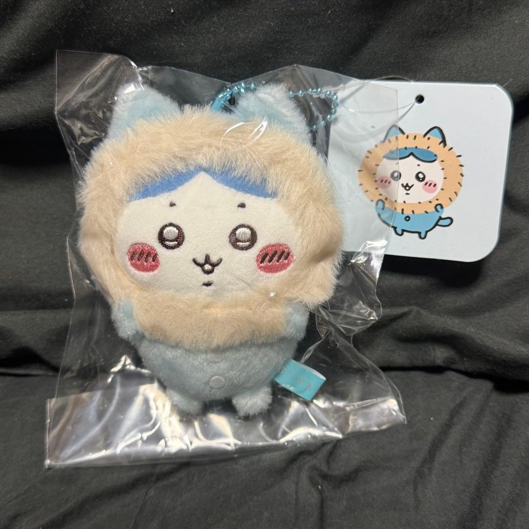 ちいかわ フッサフッサなパジャママスコット ハチワレ - メルカリ