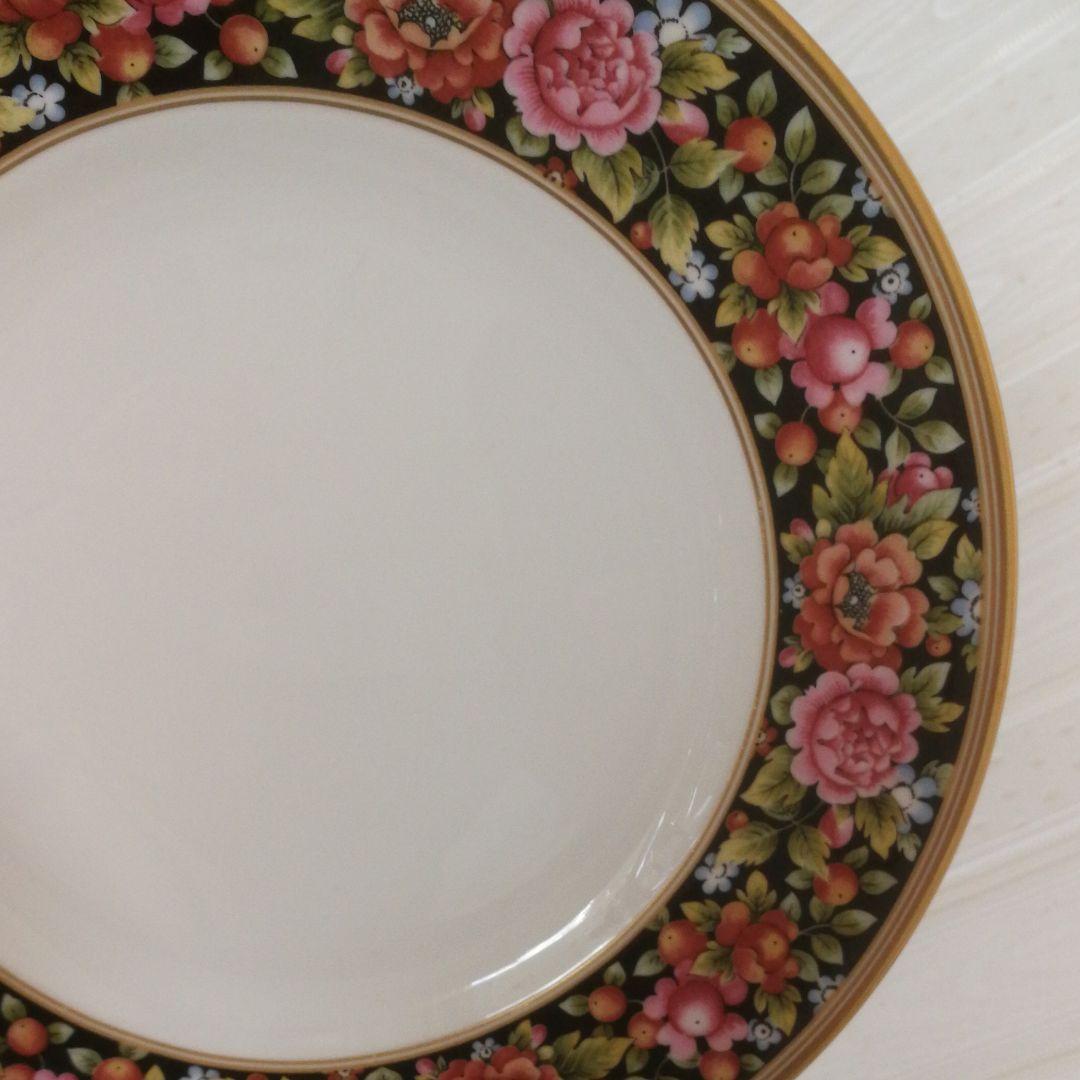 ウェッジウッド【クリオ】ティーセットアクセントプレート