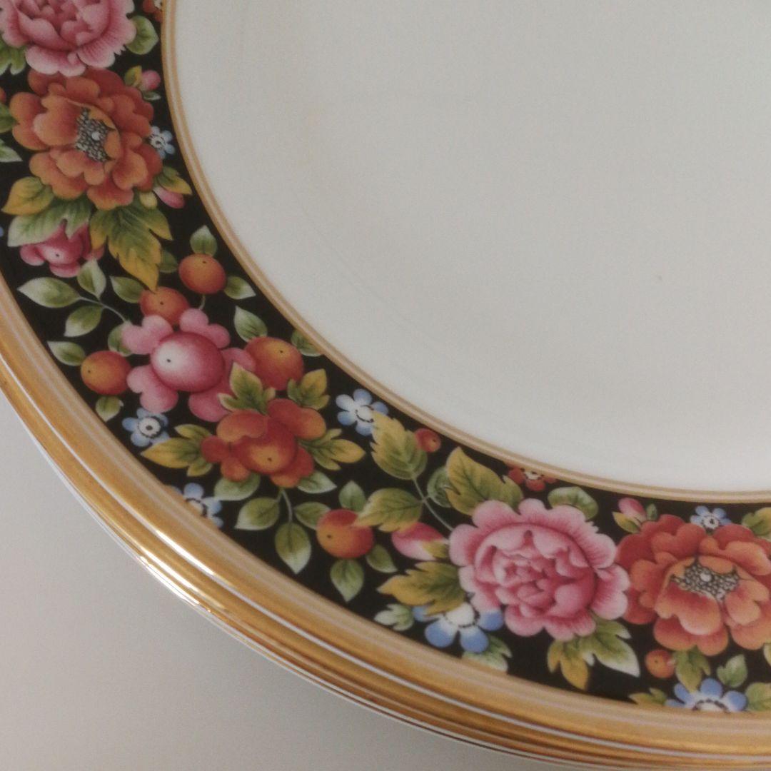 ウェッジウッド【クリオ】ティーセットアクセントプレート