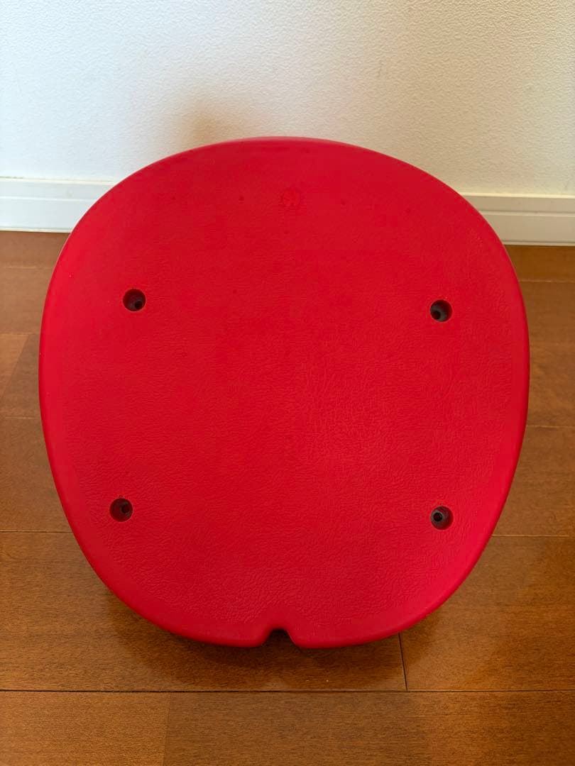 ayur chair アーユルチェアー レッド