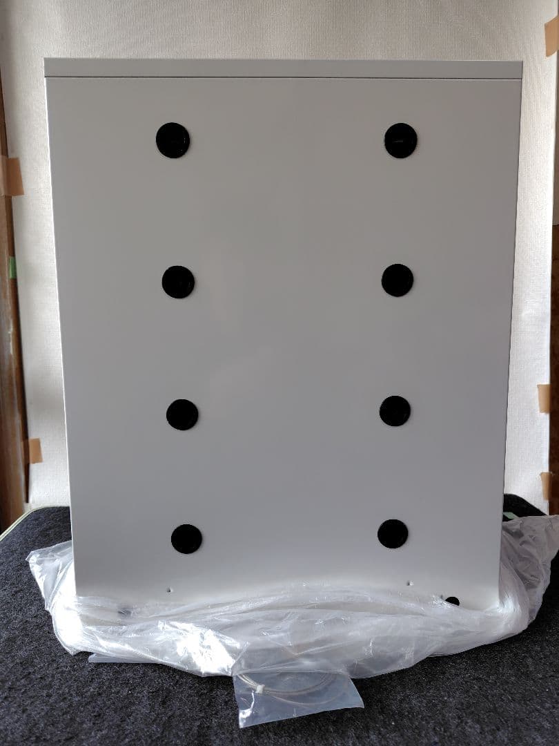 貴重品ロッカー KAWAJUN 8扉 - メルカリ