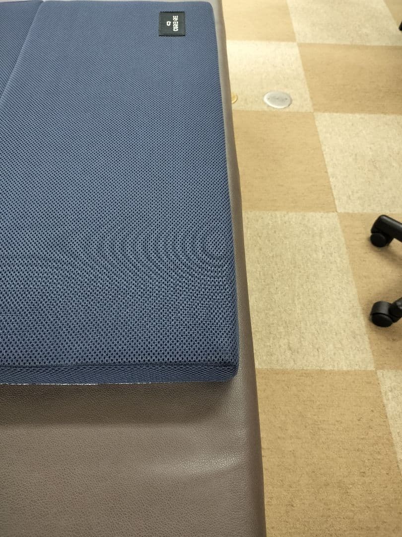 【美品／数回使用】キュアレ 整体足枕 ASHI MAKURA (お試し価格)