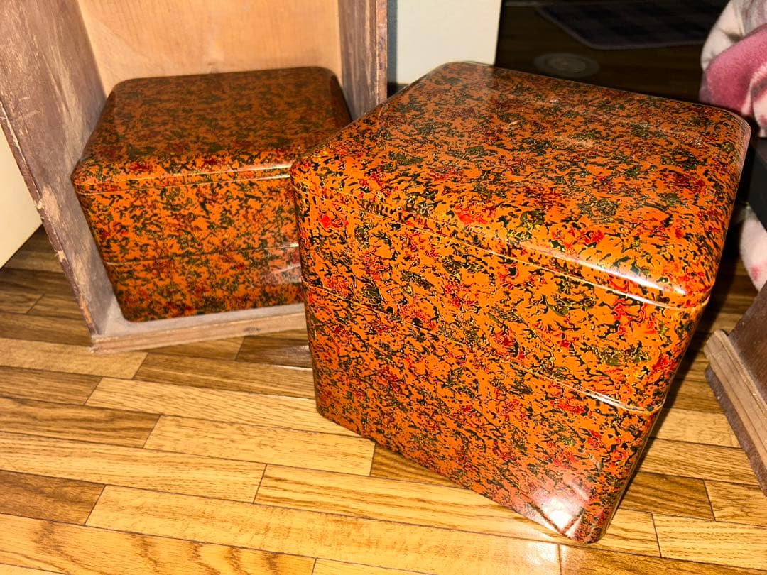 津軽塗 重箱 (三重＋二重 / 保管外箱付)
