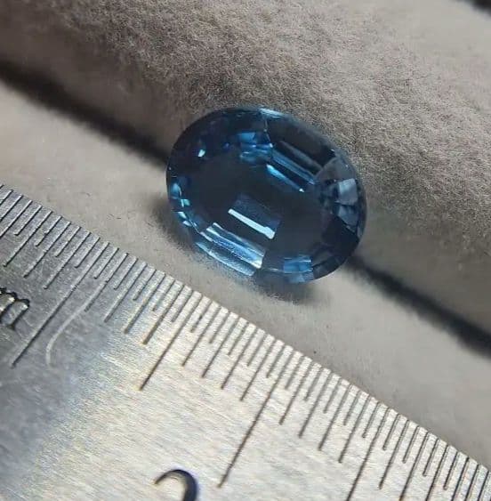 天然ロンドンブルートパーズ 3.027ct