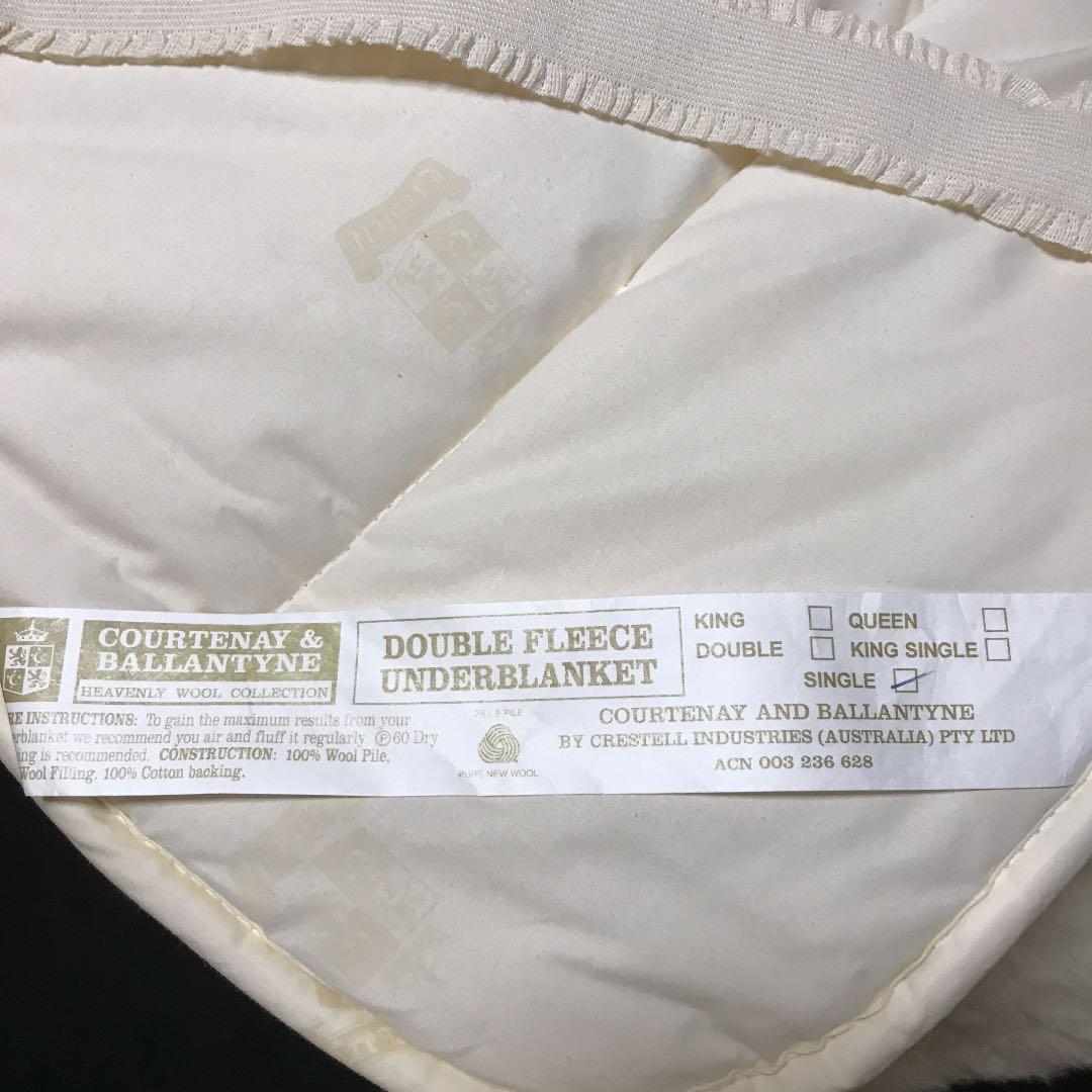 再値下　羊毛敷布団　シングルサイズ　コンパクトサイズ　三層構造敷布団マット　ラグ