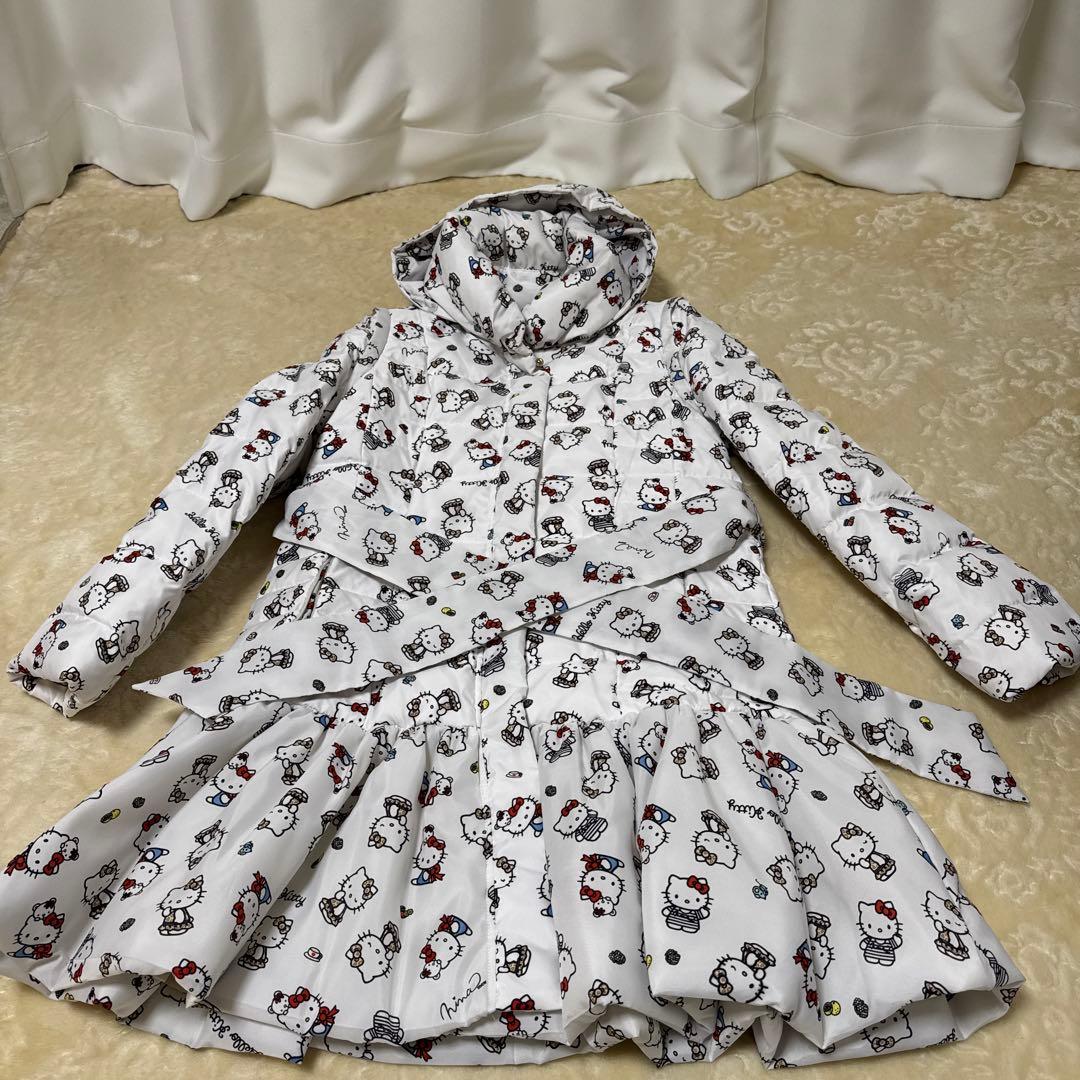 ニーナミュウ　ハローキティ　ダウンコート　サイズS