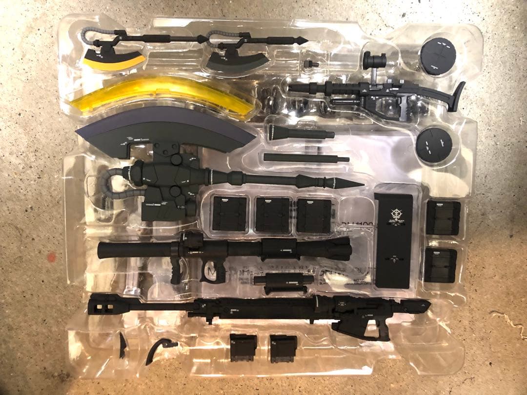 GFFMCメタルコンポジット黒い三連星高機動型ザクⅡ