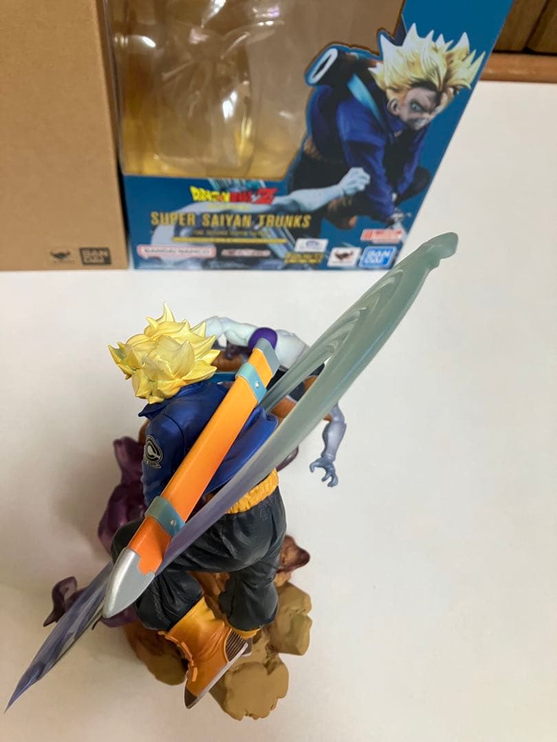 ドラゴンボール　トランクス フィギュアーツZERO ふたりめのスーパーサイヤ人
