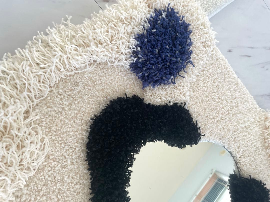 ファブリックフレーム 壁掛け鏡　タフティング