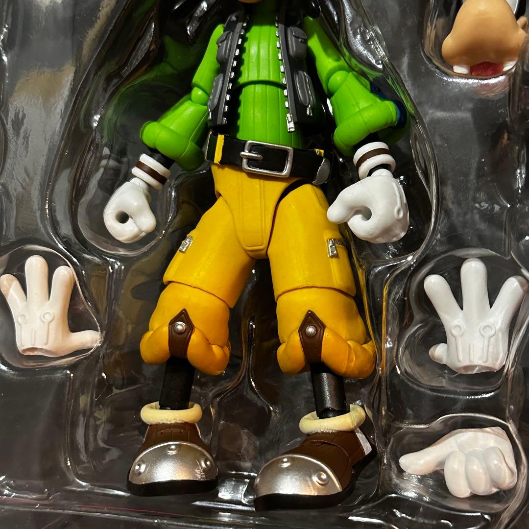 S.H.Figuarts　フィギュアーツ　グーフィー