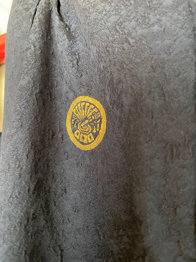 美品　絹　男の子　七五三用 お宮参り　結婚式　紺色の宝船と波模様と兜の刺繍　着物