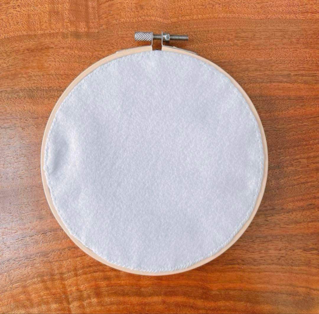 ハンドメイド刺繍　オーロラ