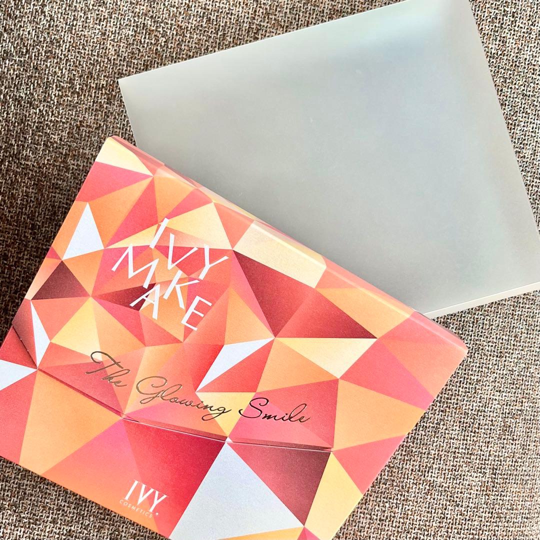 新品✨未開封【IVY】限定メークアップコレクション ザ グロウイング