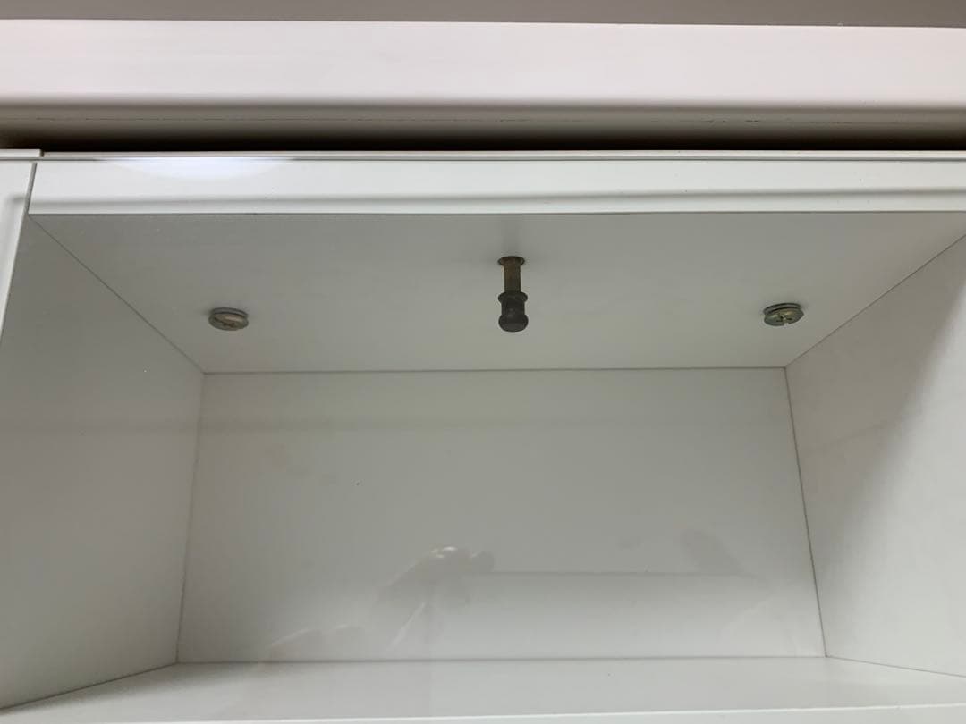 ホワイトガラス扉付き本棚