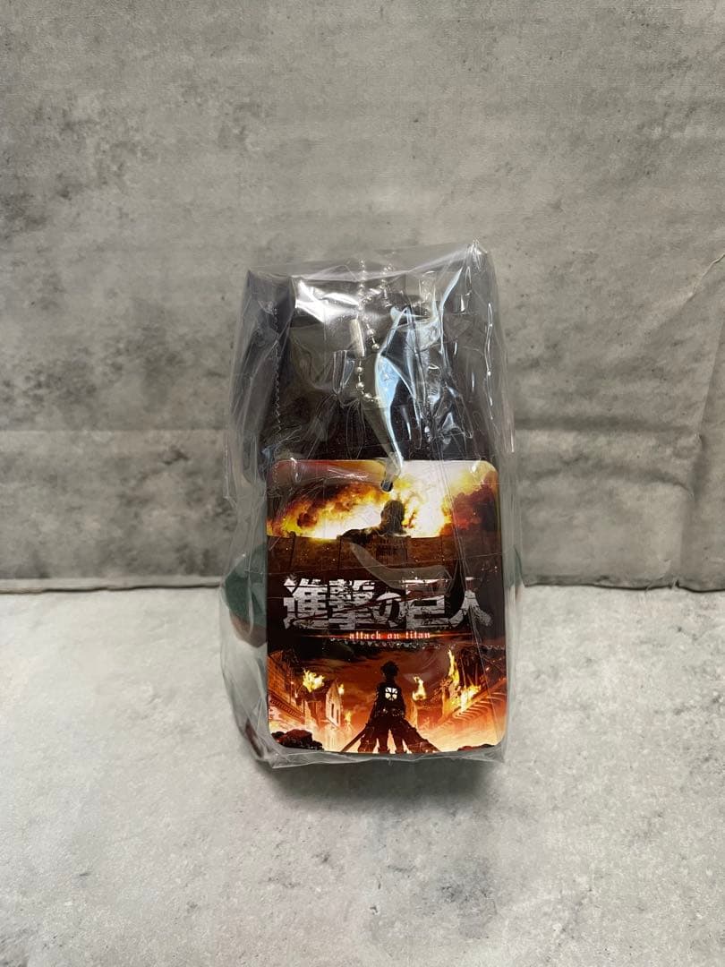 進撃の巨人 お座りぬいぐるみ ミニ エレン・イェーガー 調査兵団 自由の翼