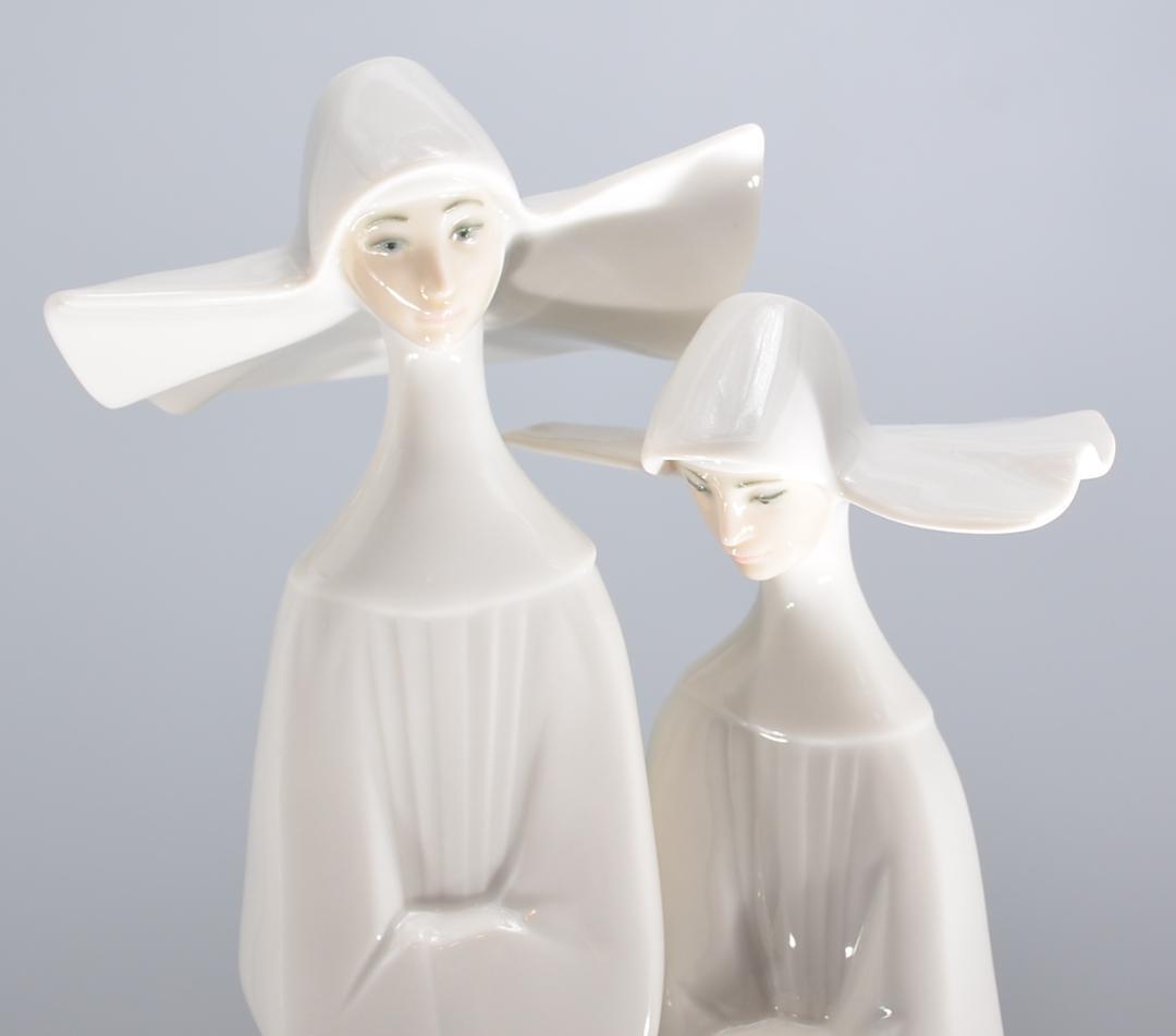 二人の尼僧　＃4611　★リヤドロ　スペイン　ポーセリン　絶版　ご成約済み