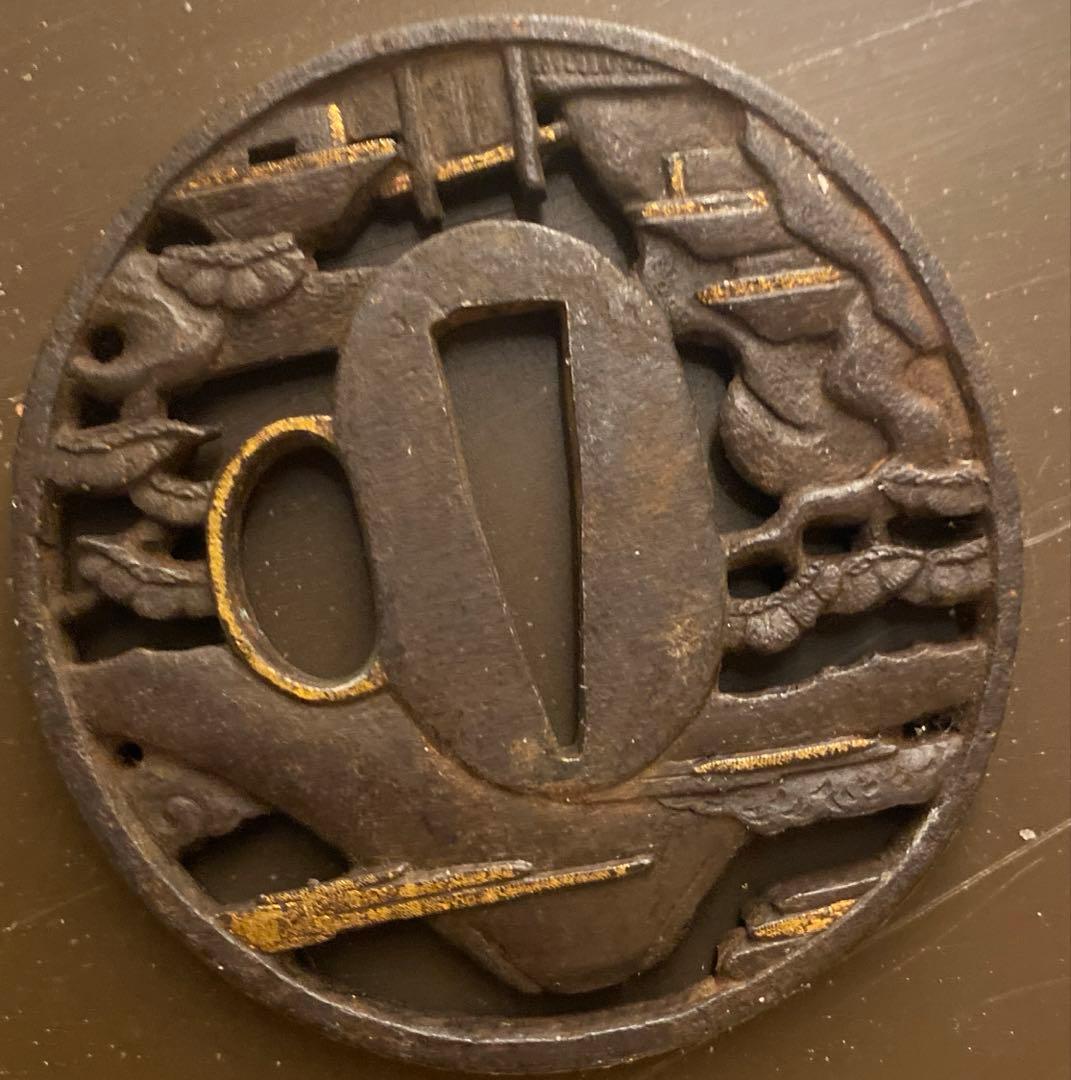 刀剣の鍔　一部金細工