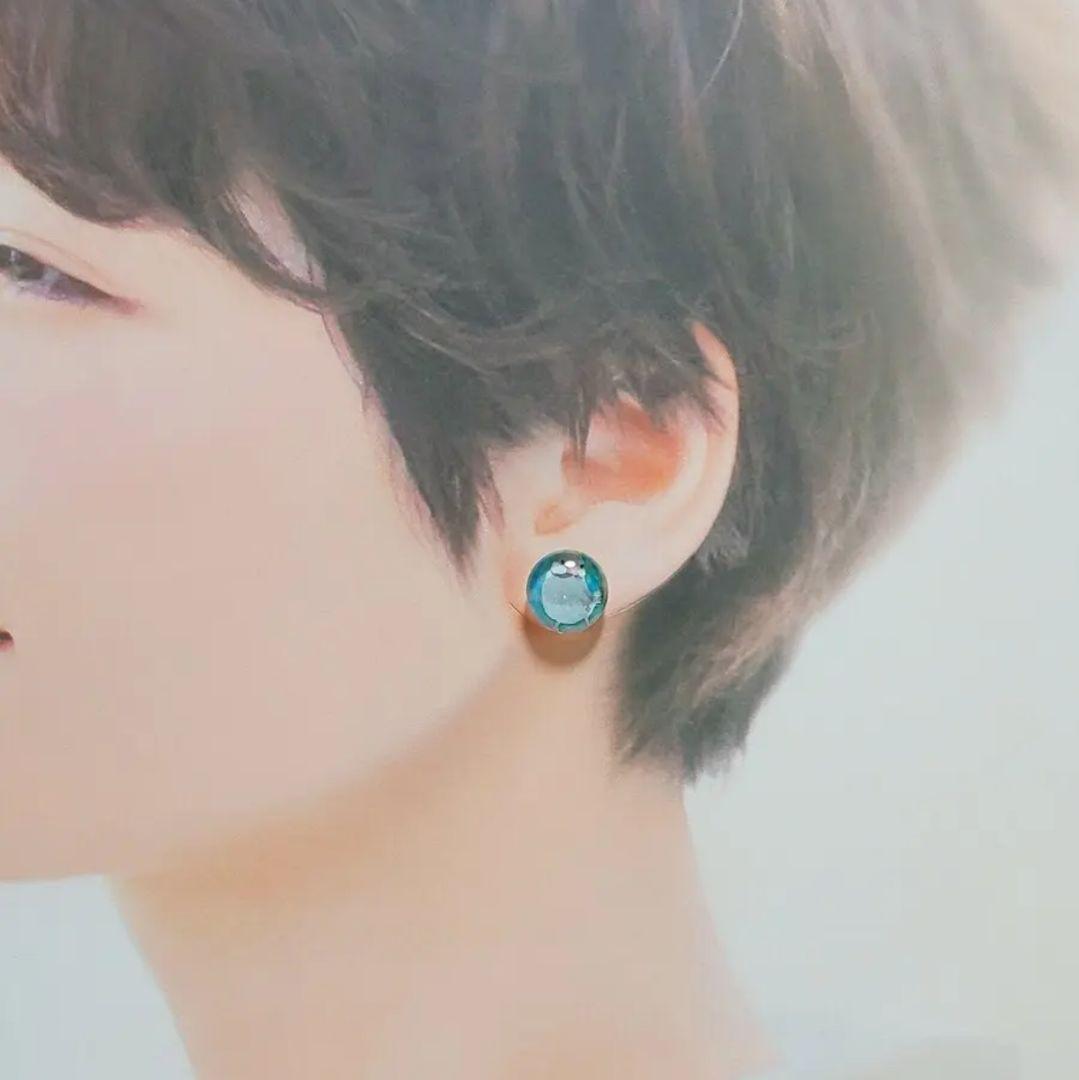 【699】小鳥のピアス／イヤリング／ガラス