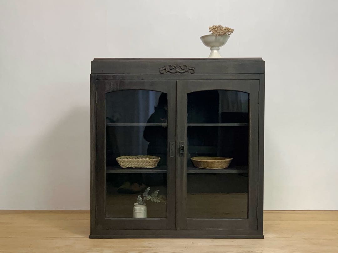 収納棚　ガラス棚　M077　古道具　古家具　ビンテージ　アンティーク　レトロ