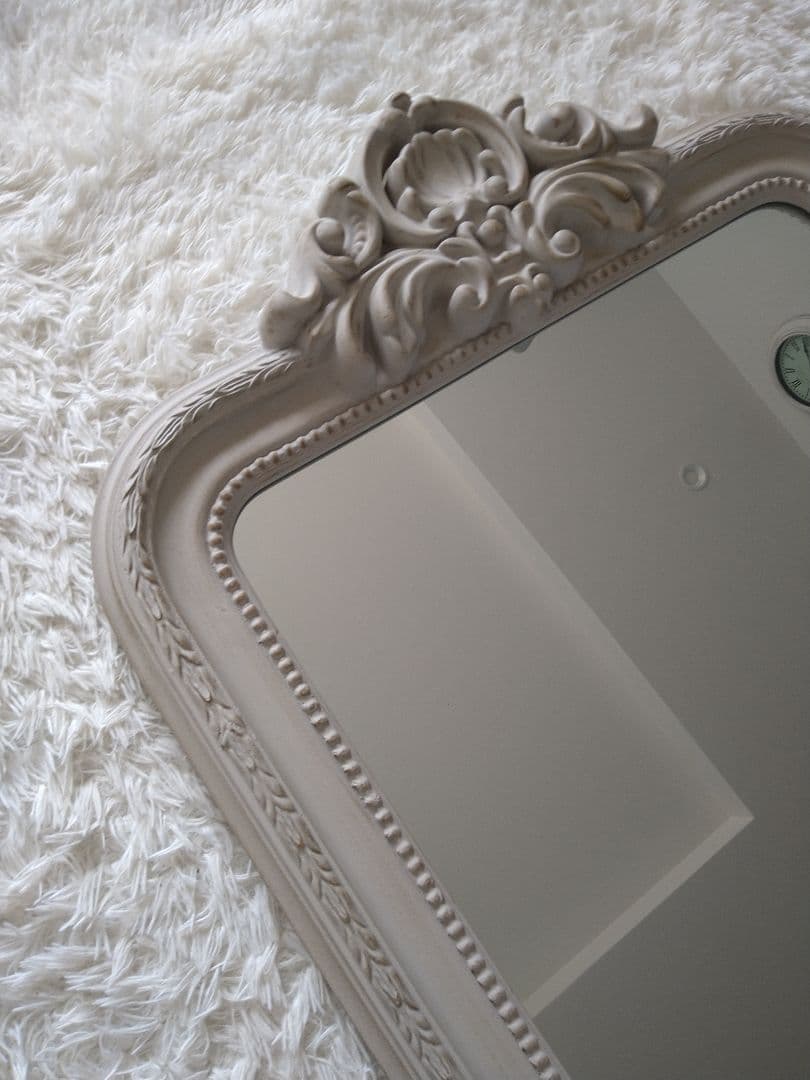 【最終価格】サラグレース　壁掛けミラー　シャビーシック　アンティーク調ミラー