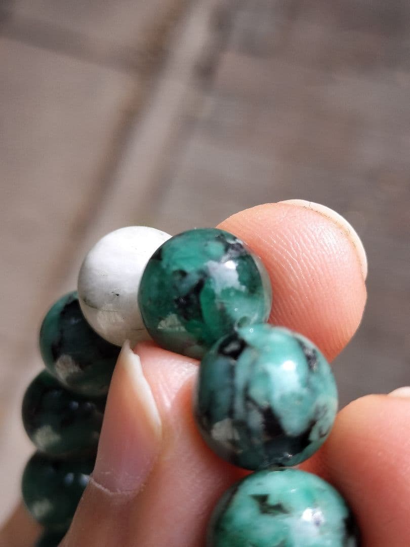 【1月末まで最終値下げ】エメラルド&フェナカイトブレスレット　11mm