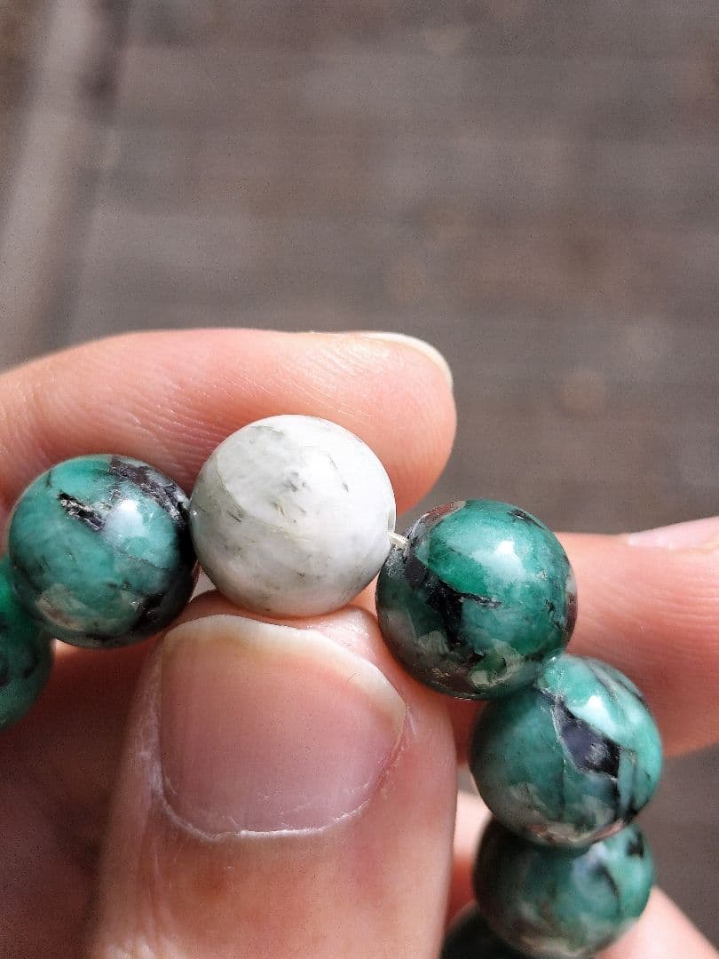 【1月末まで最終値下げ】エメラルド&フェナカイトブレスレット　11mm