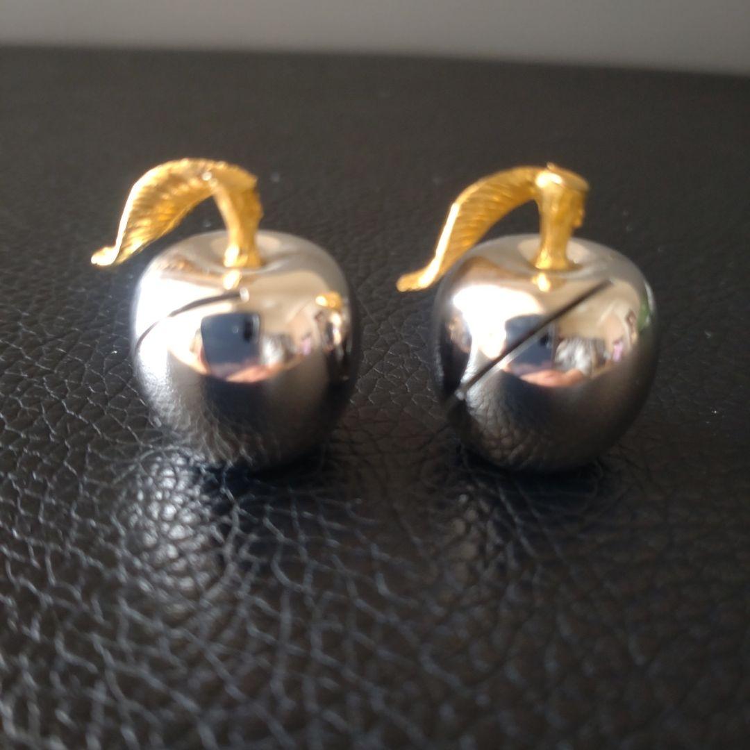 レタースタンド りんごデザインがオシャレ♪ 細やかな細工 重厚感&高級感