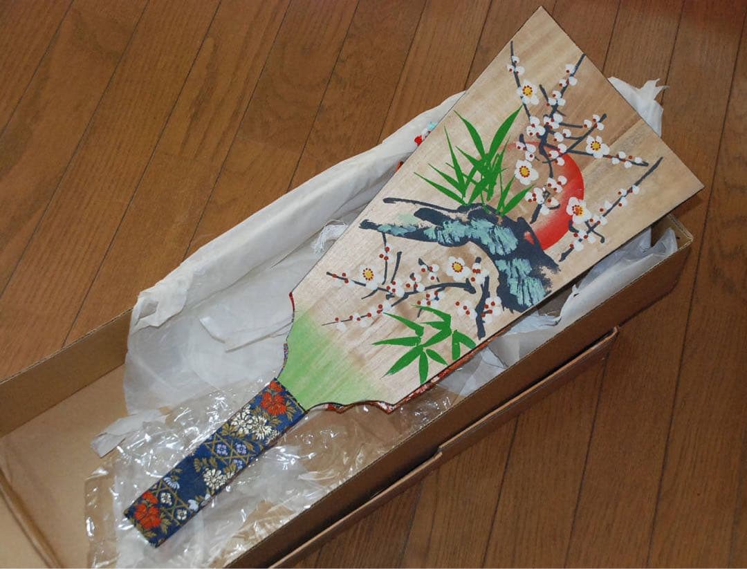 極上帯地正絹小町 押絵 /20号 手作り 押絵羽子板飾り「道成寺 正風作」 展示