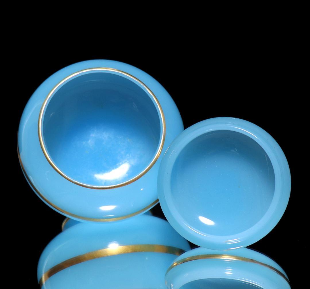 オールド・バカラ 激レア1870年頃 レアカラー オパーリンクリスタル製金彩蓋物