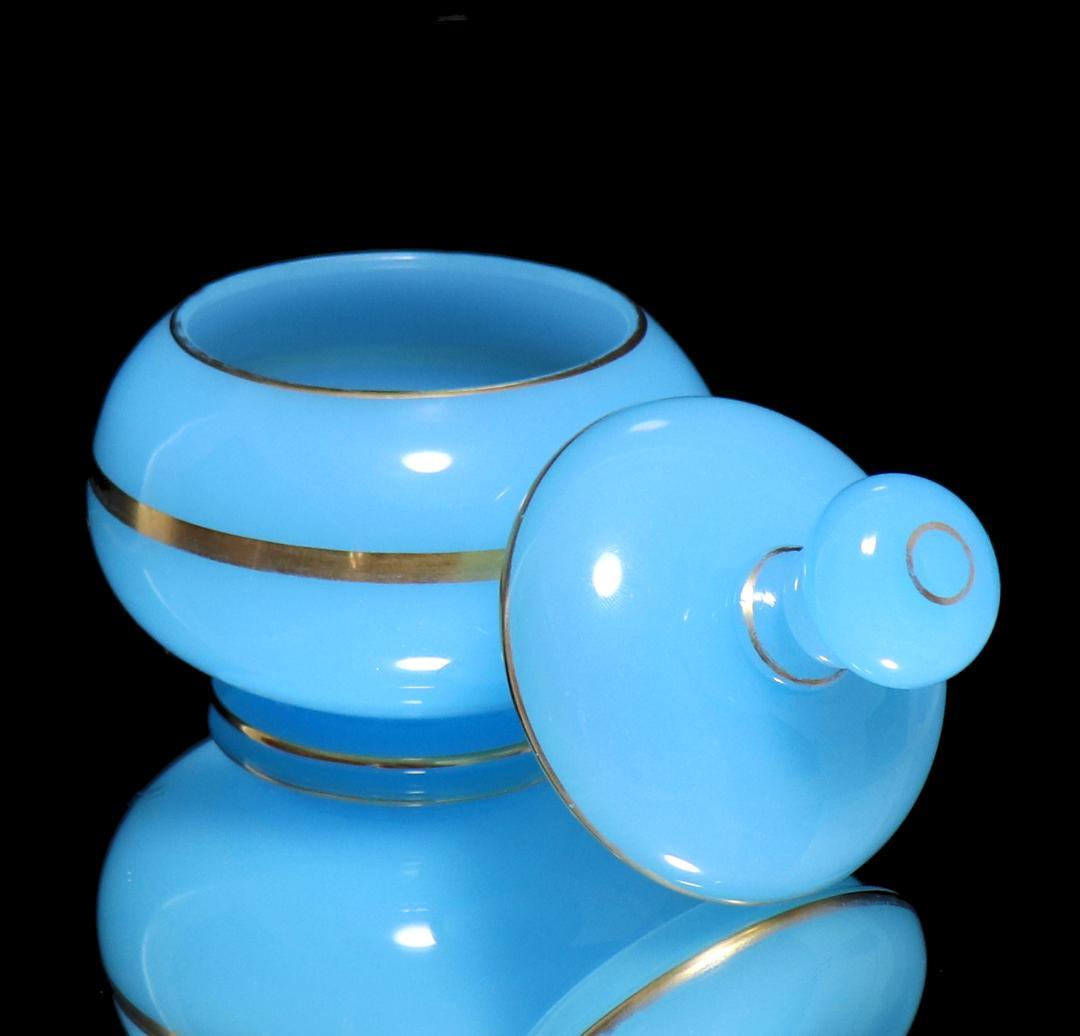 オールド・バカラ 激レア1870年頃 レアカラー オパーリンクリスタル製金彩蓋物