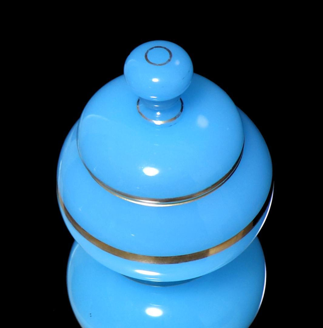 オールド・バカラ 激レア1870年頃 レアカラー オパーリンクリスタル製金彩蓋物