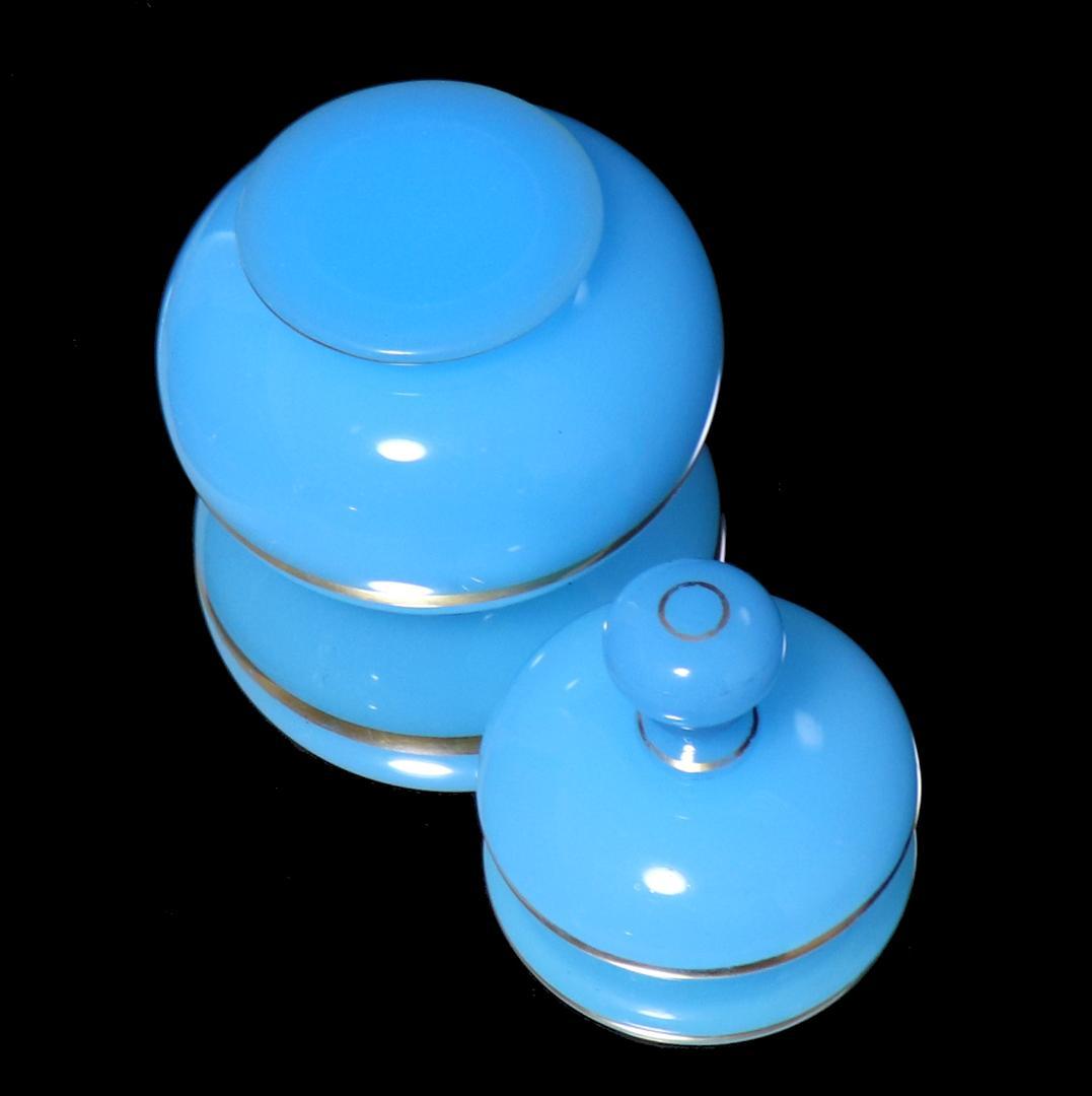 オールド・バカラ 激レア1870年頃 レアカラー オパーリンクリスタル製金彩蓋物