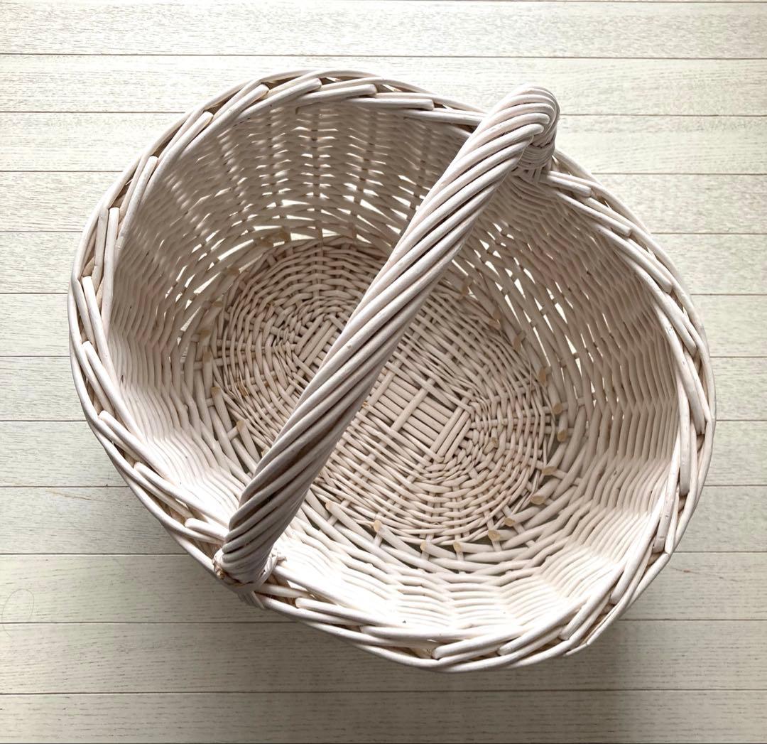 大型バスケット　かご　白　美品　未使用品　状態 良◎