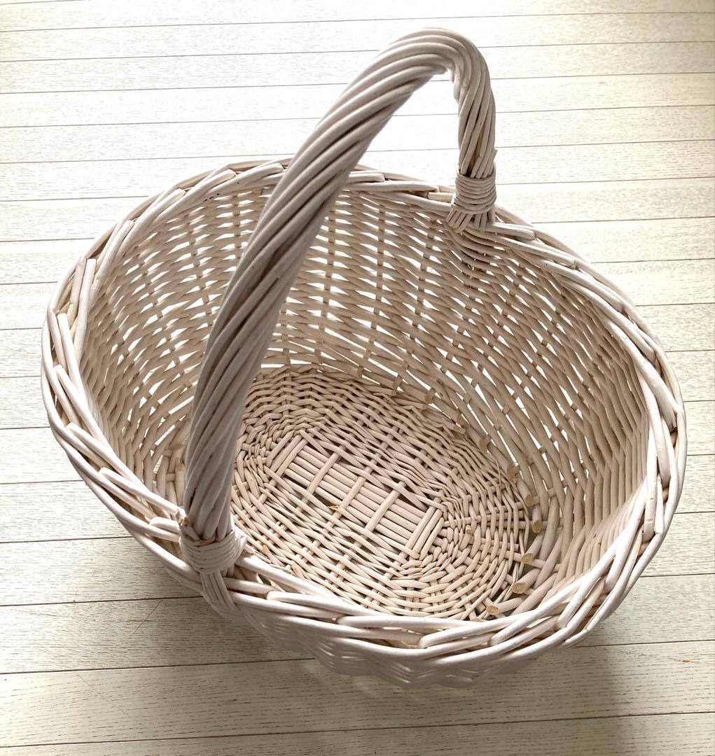 大型バスケット　かご　白　美品　未使用品　状態 良◎