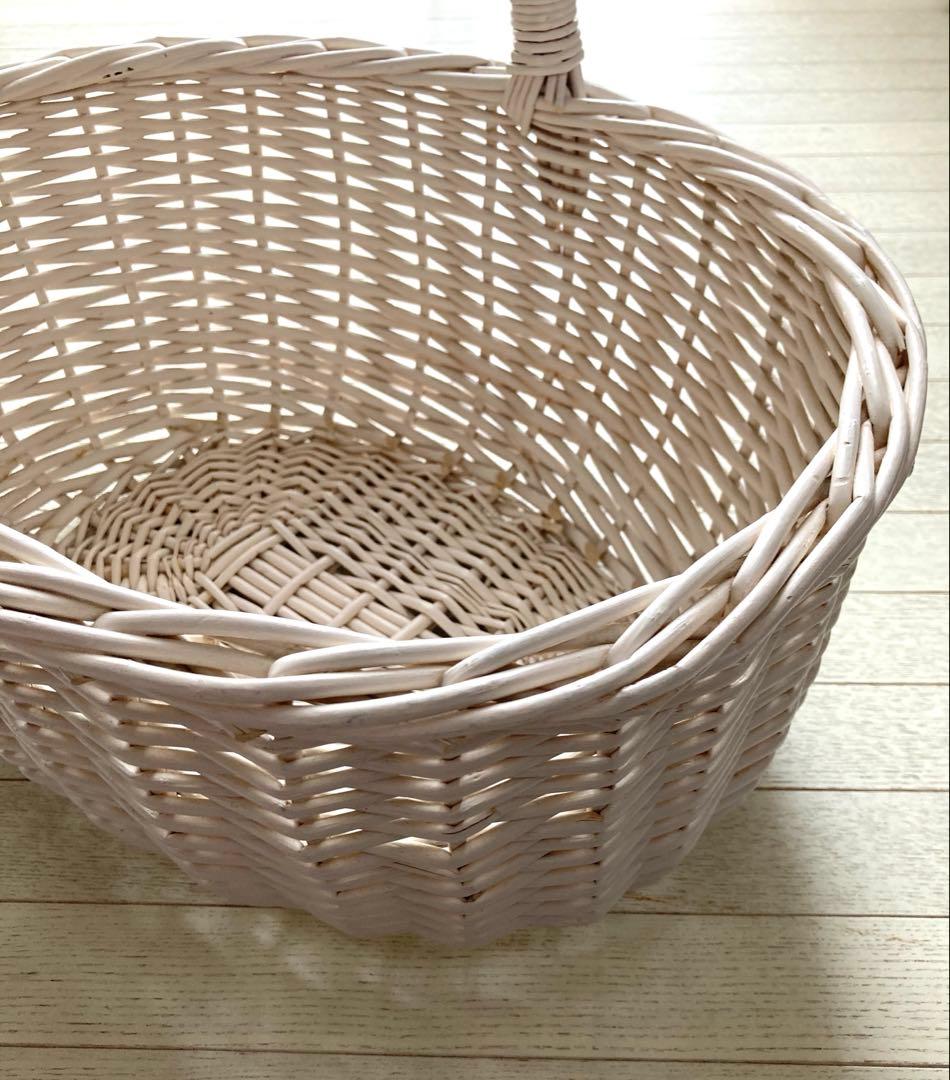 大型バスケット　かご　白　美品　未使用品　状態 良◎