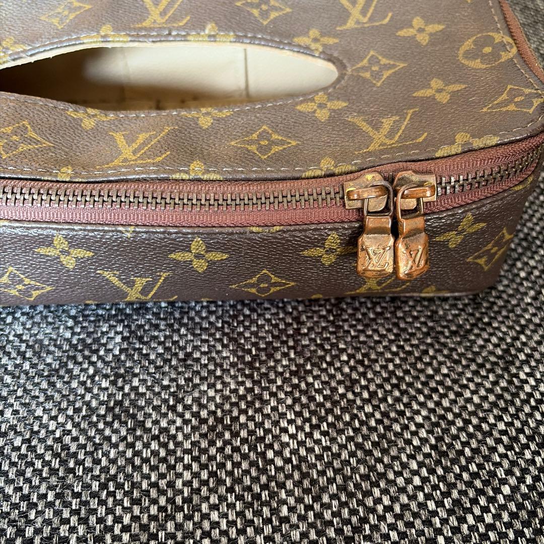 ルイヴィトンティッシュケース