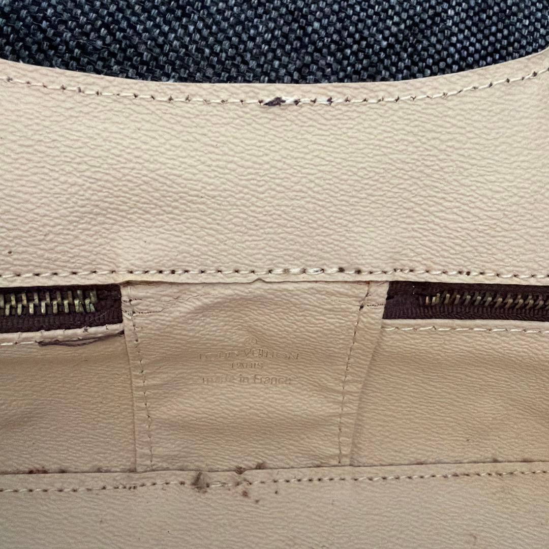 ルイヴィトンティッシュケース