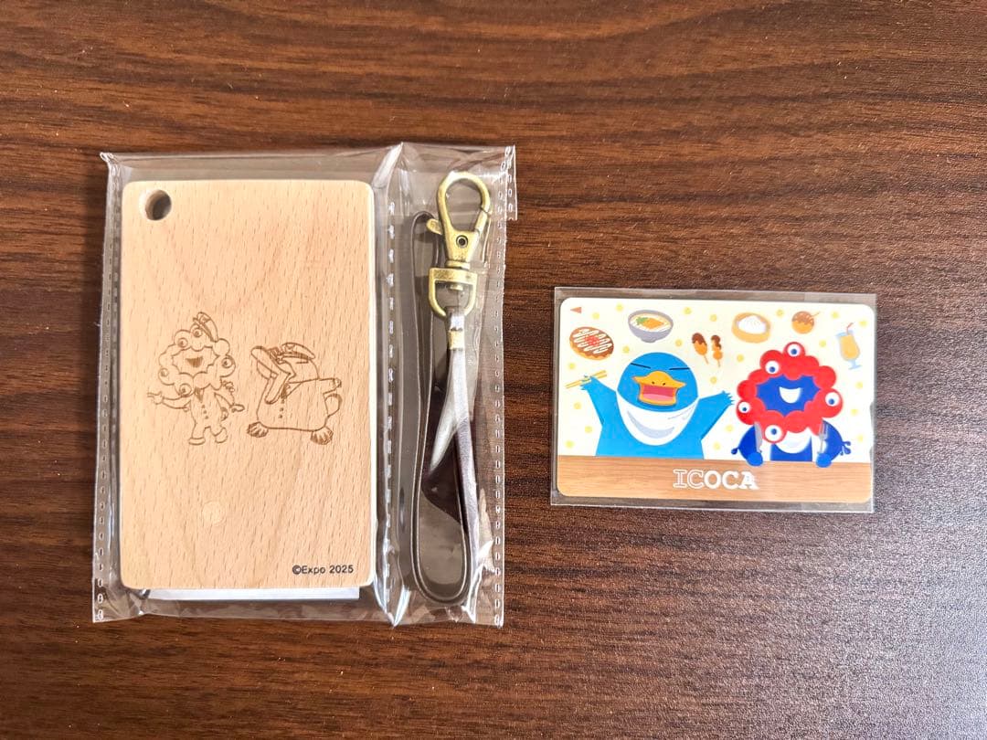 大阪関西万博限定！ JR西日本コラボ 木製パスケースとICOCAカード