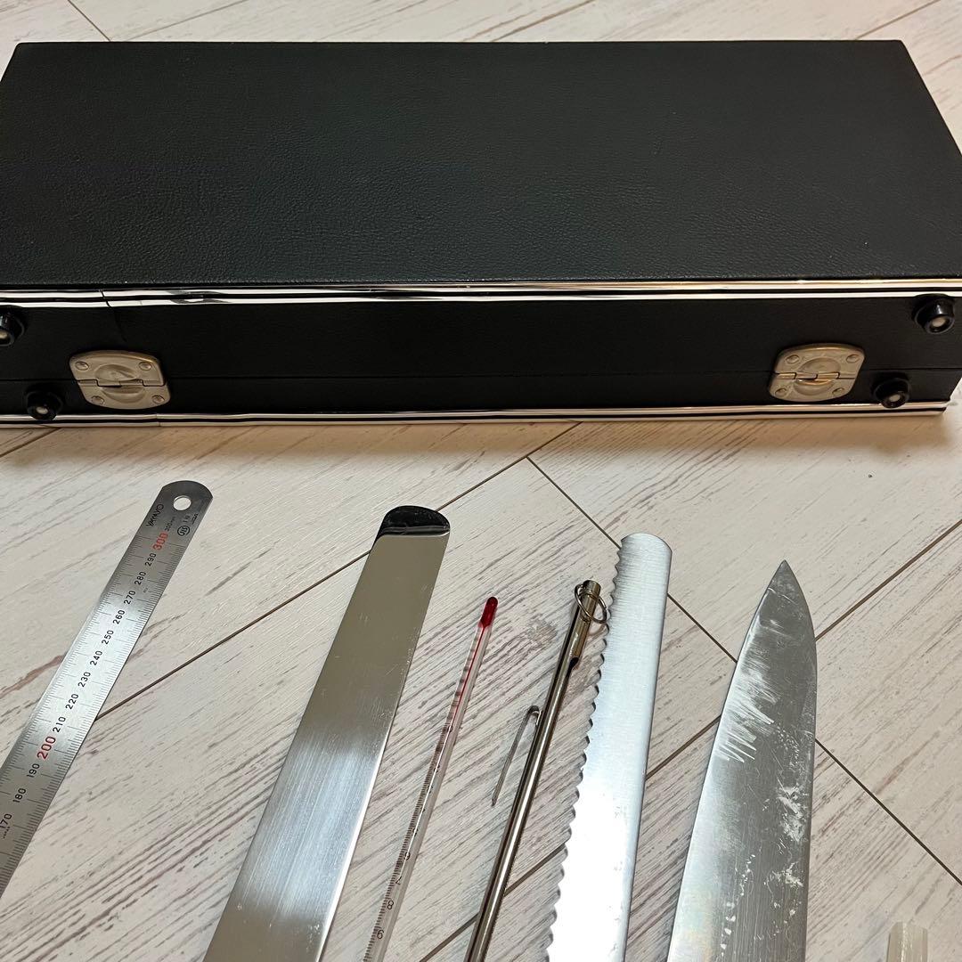 包丁ケース　藤次郎　包丁セット　牛刀　波刃　温度計　ナッペ　パレット　定規付き