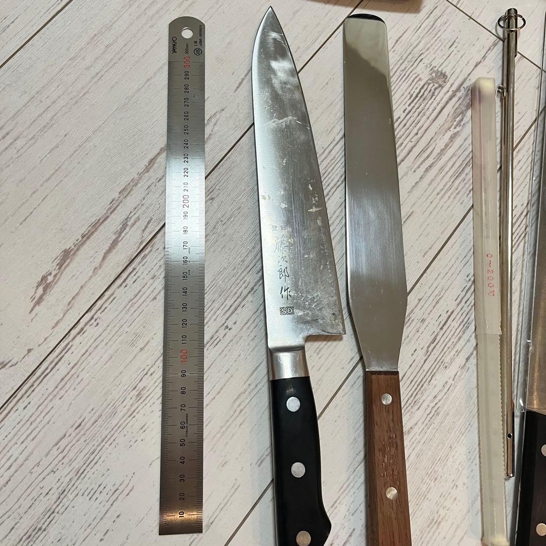 包丁ケース　藤次郎　包丁セット　牛刀　波刃　温度計　ナッペ　パレット　定規付き